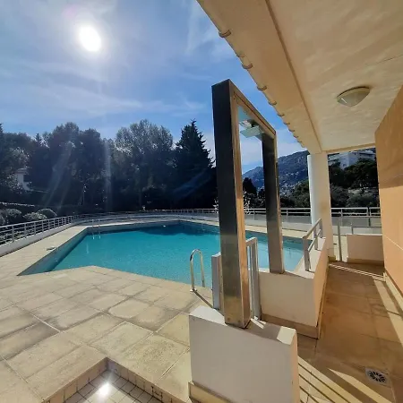 Stylish Flat 1br With Terrace, Park & Pool Apartment *